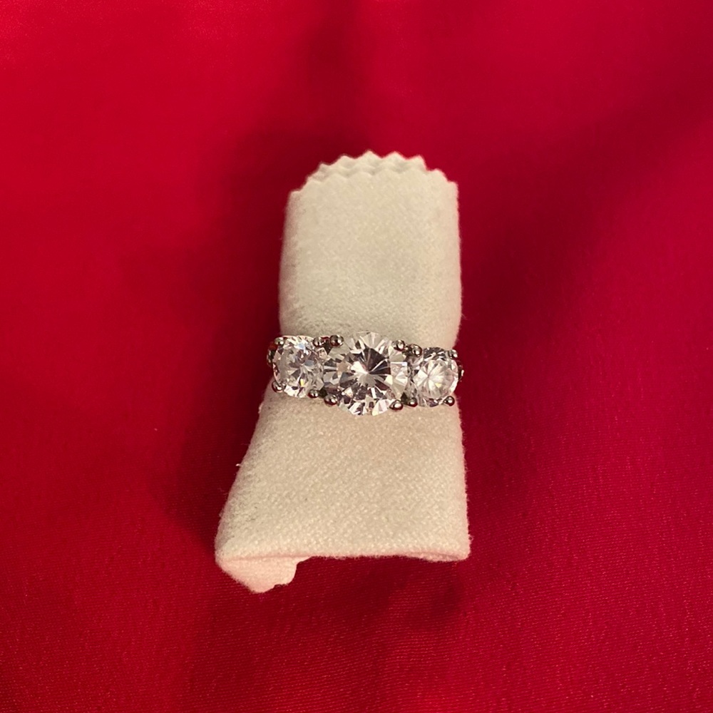 Sterling Silver Cubic Zirconia Ring 7